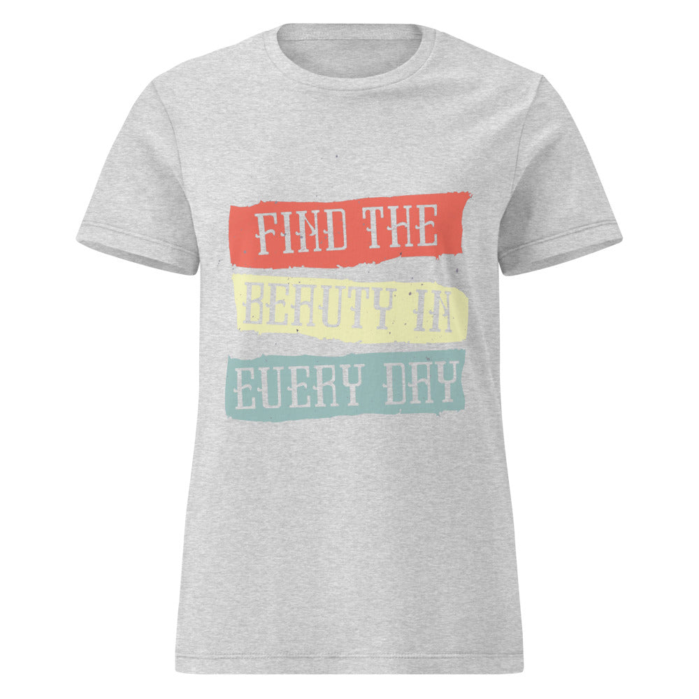 Find the beauty in every day | Women's Basic Softstyle T-Shirt | Gildan 64000L