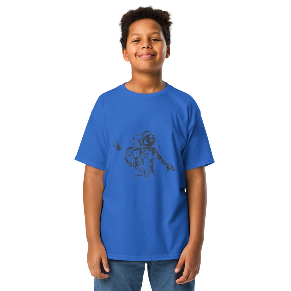 Black & white space travel man | Youth Classic Tee | Gildan 5000B